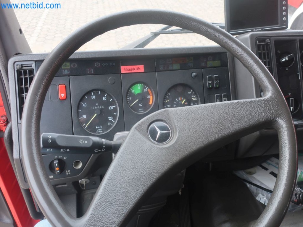 Plants for the production and storage of mineral oil products as well as input and finished products for the production of lubricants-11