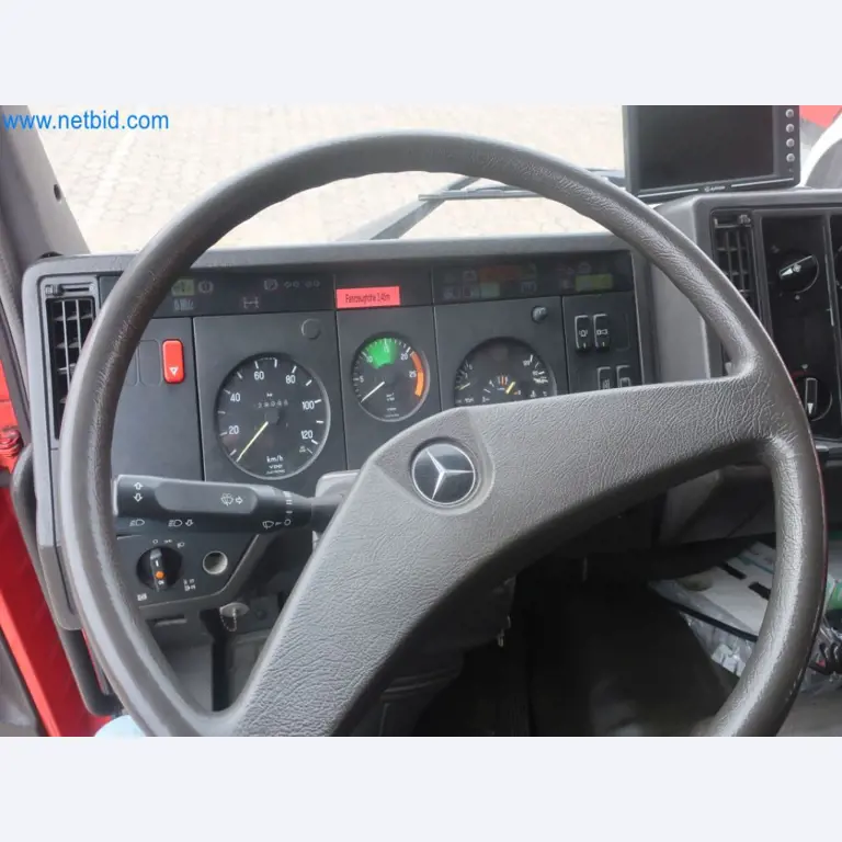 Zakłady produkcji i magazynowania mineralnych produktów olejowych, jak również surowców i produktów gotowych do produkcji smarów.-11