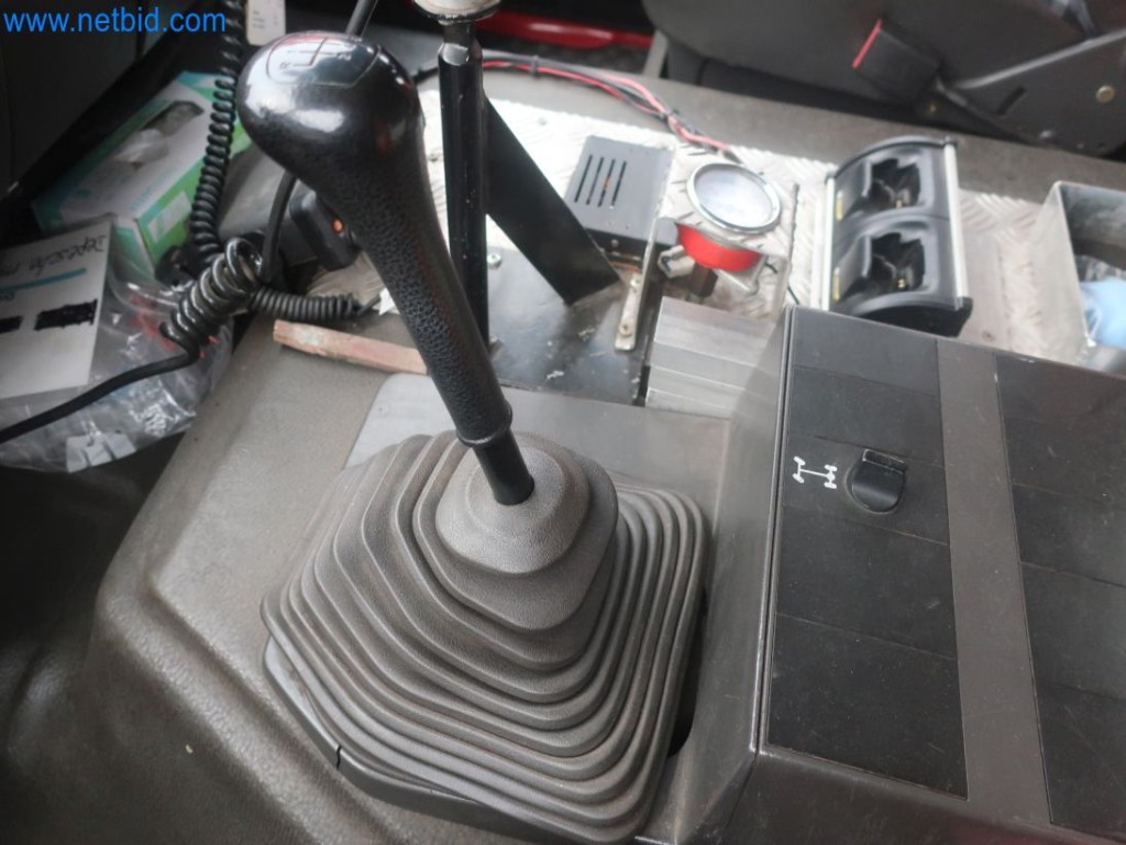 Plants for the production and storage of mineral oil products as well as input and finished products for the production of lubricants-12