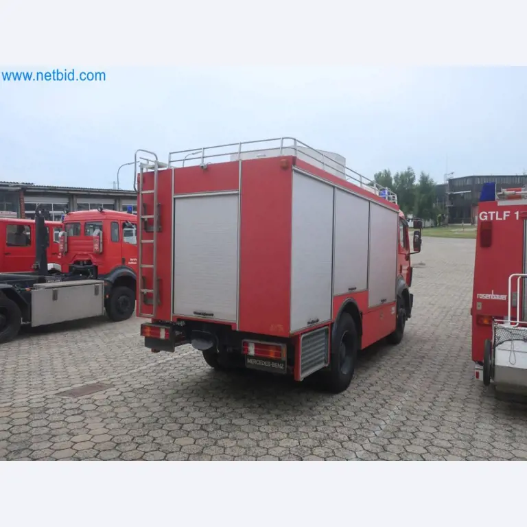 Zakłady produkcji i magazynowania mineralnych produktów olejowych, jak również surowców i produktów gotowych do produkcji smarów.-4