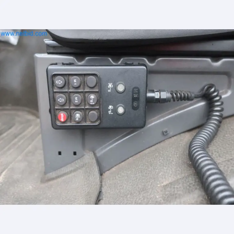 Zakłady produkcji i magazynowania mineralnych produktów olejowych, jak również surowców i produktów gotowych do produkcji smarów.-7