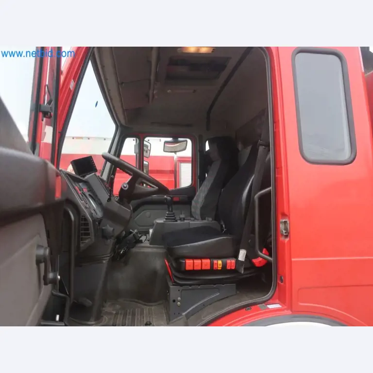 Zakłady produkcji i magazynowania mineralnych produktów olejowych, jak również surowców i produktów gotowych do produkcji smarów.-10