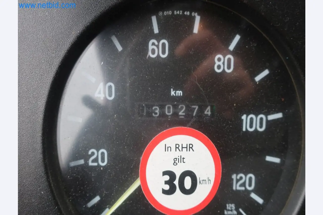 Zakłady produkcji i magazynowania mineralnych produktów olejowych, jak również surowców i produktów gotowych do produkcji smarów.-16