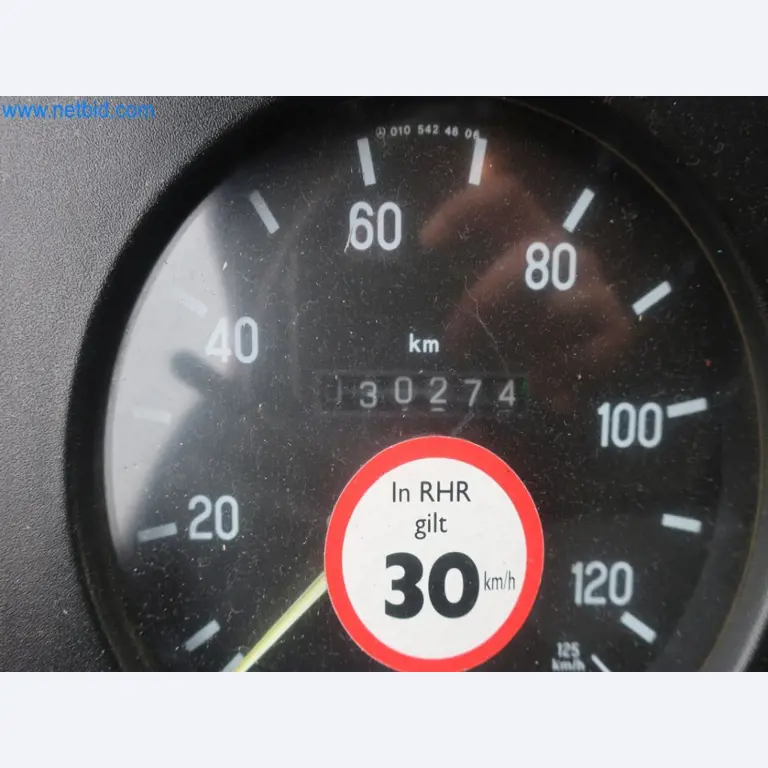 Zakłady produkcji i magazynowania mineralnych produktów olejowych, jak również surowców i produktów gotowych do produkcji smarów.-16