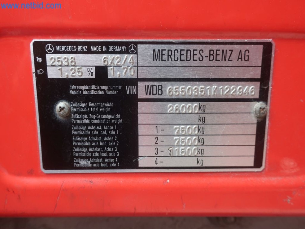 Plants for the production and storage of mineral oil products as well as input and finished products for the production of lubricants-19