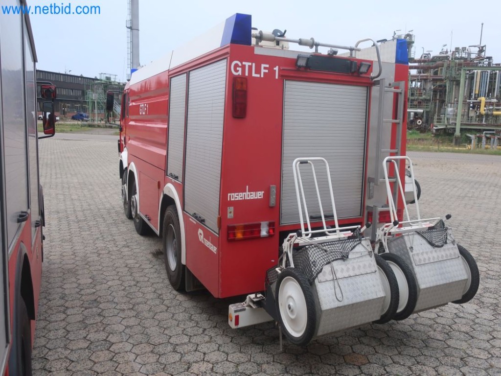 Plants for the production and storage of mineral oil products as well as input and finished products for the production of lubricants-9