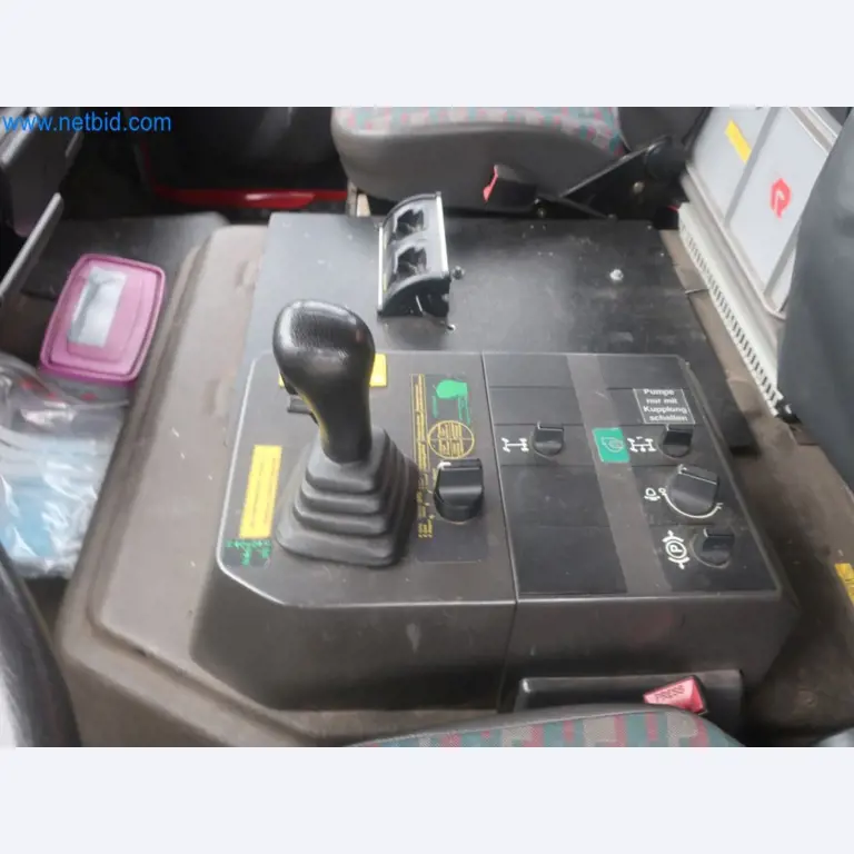 Závody na výrobu a skladování produktů z minerálních olejů, jakož i vstupů a hotových výrobků pro výrobu maziv.-14