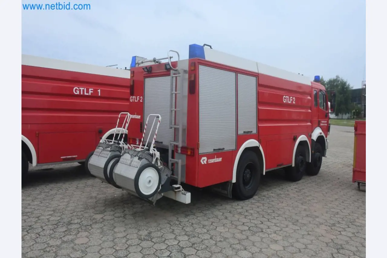 Závody na výrobu a skladování produktů z minerálních olejů, jakož i vstupů a hotových výrobků pro výrobu maziv.-8