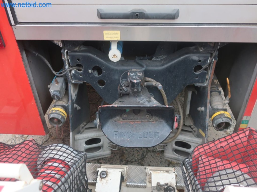 Plants for the production and storage of mineral oil products as well as input and finished products for the production of lubricants-9