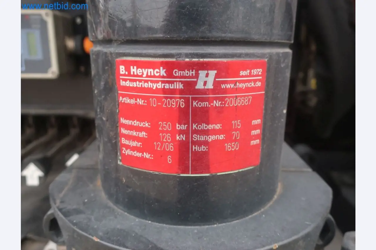 Zakłady produkcji i magazynowania mineralnych produktów olejowych, jak również surowców i produktów gotowych do produkcji smarów.-11