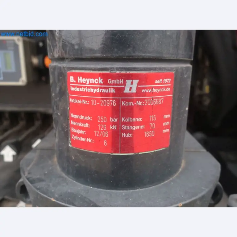 Zakłady produkcji i magazynowania mineralnych produktów olejowych, jak również surowców i produktów gotowych do produkcji smarów.-11