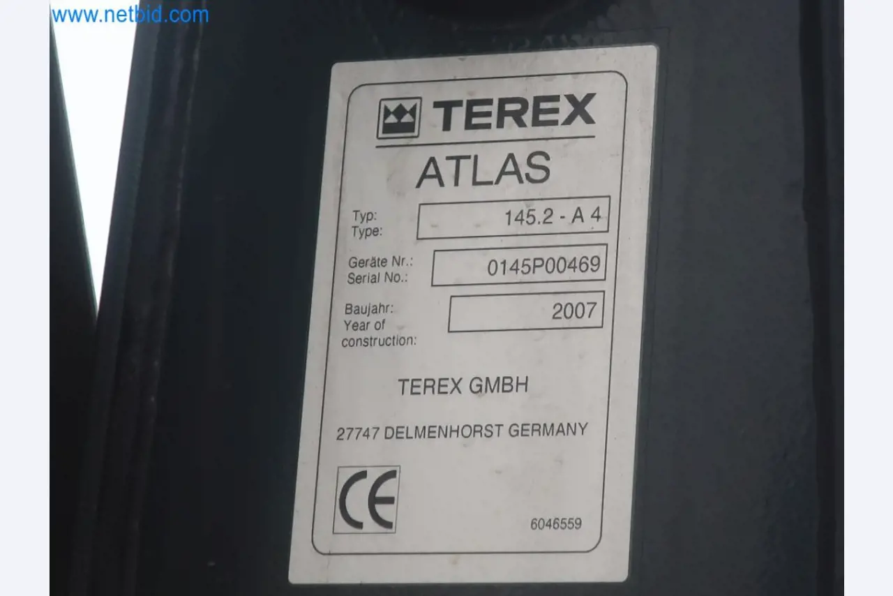 Zakłady produkcji i magazynowania mineralnych produktów olejowych, jak również surowców i produktów gotowych do produkcji smarów.-12