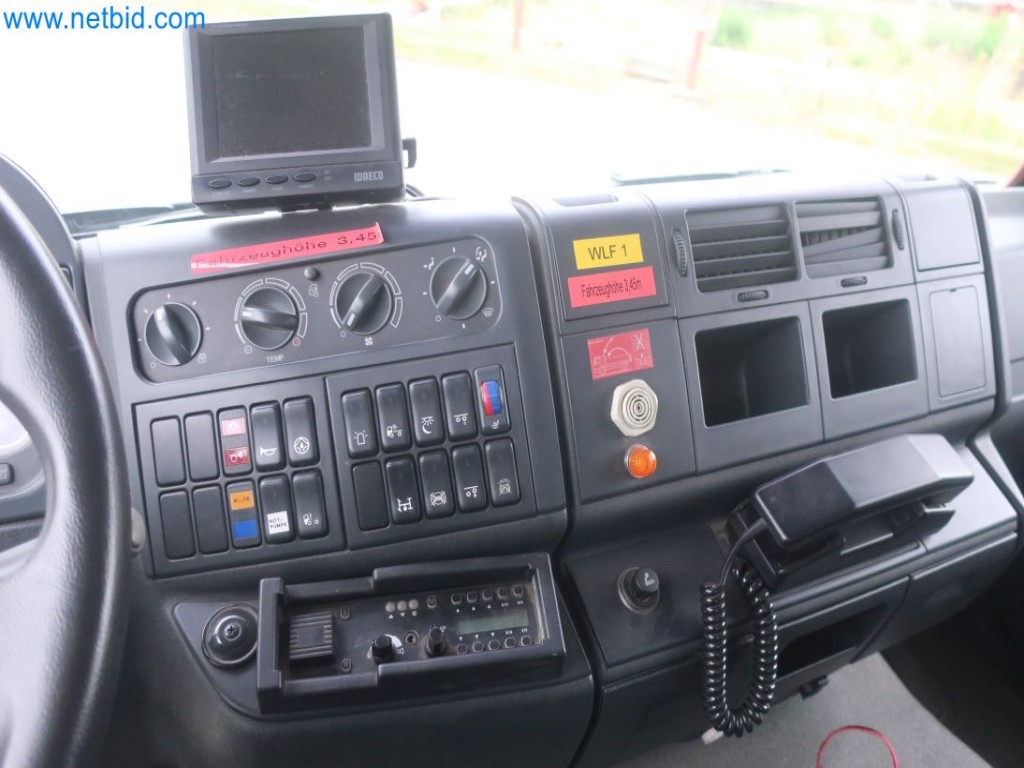 Plants for the production and storage of mineral oil products as well as input and finished products for the production of lubricants-20