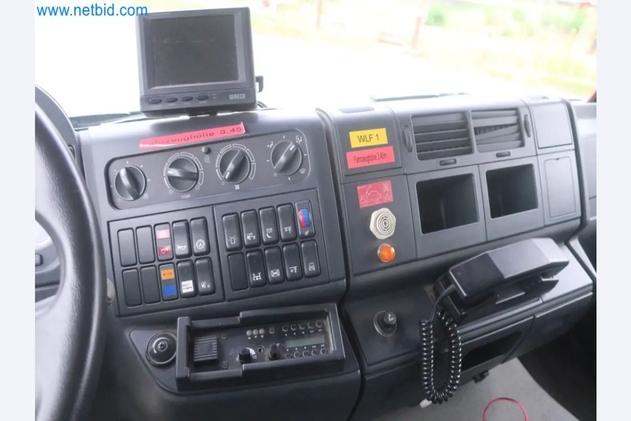 Zakłady produkcji i magazynowania mineralnych produktów olejowych, jak również surowców i produktów gotowych do produkcji smarów.-20