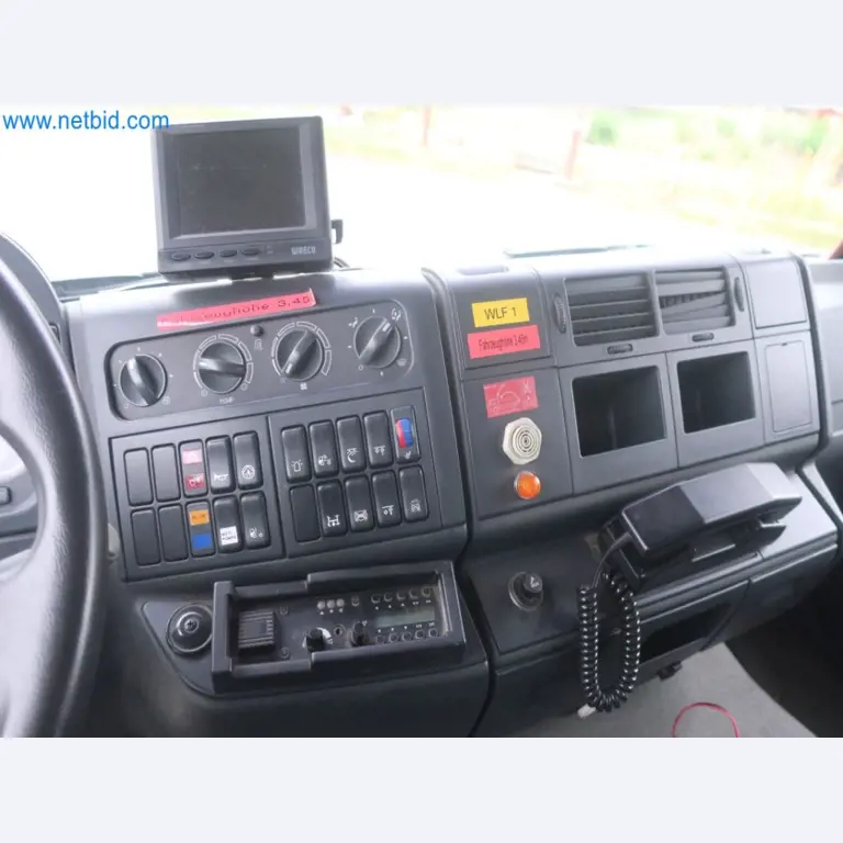 Zakłady produkcji i magazynowania mineralnych produktów olejowych, jak również surowców i produktów gotowych do produkcji smarów.-20