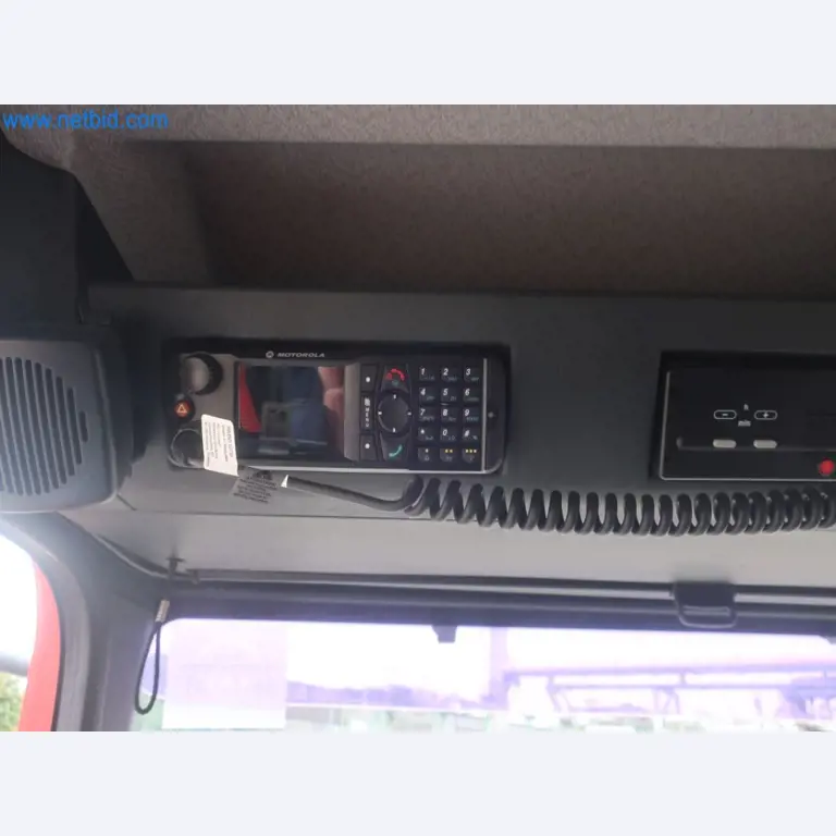 Zakłady produkcji i magazynowania mineralnych produktów olejowych, jak również surowców i produktów gotowych do produkcji smarów.-21