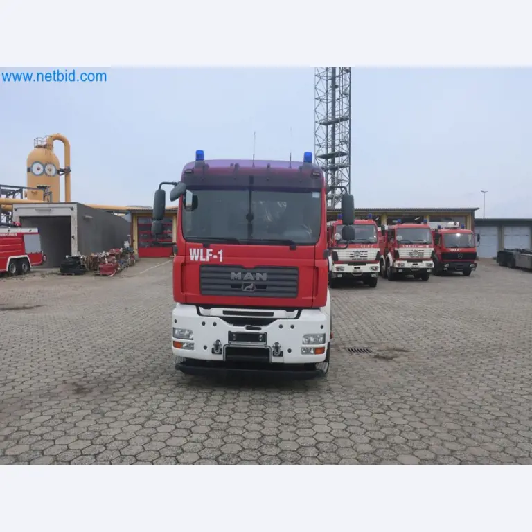 Zakłady produkcji i magazynowania mineralnych produktów olejowych, jak również surowców i produktów gotowych do produkcji smarów.-2