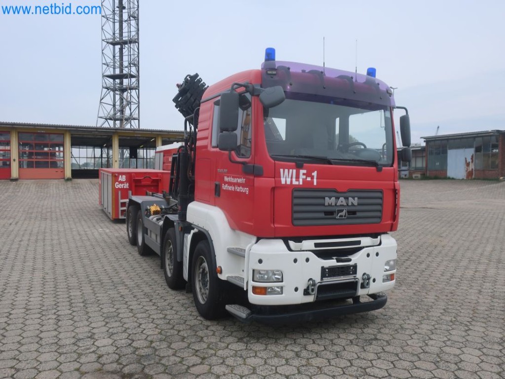 Plants for the production and storage of mineral oil products as well as input and finished products for the production of lubricants-4