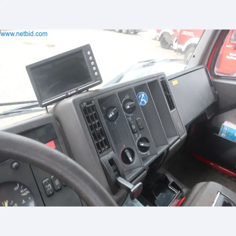 Zakłady produkcji i magazynowania mineralnych produktów olejowych, jak również surowców i produktów gotowych do produkcji smarów.-10