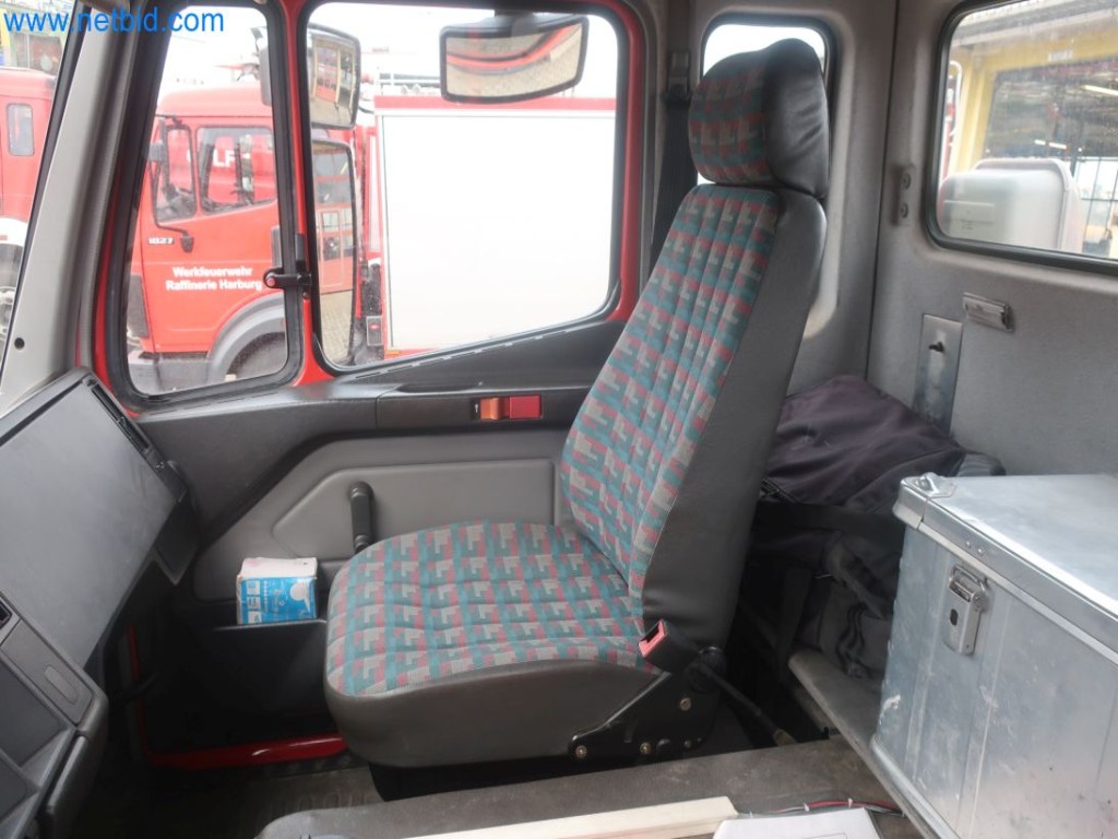 Plants for the production and storage of mineral oil products as well as input and finished products for the production of lubricants-11