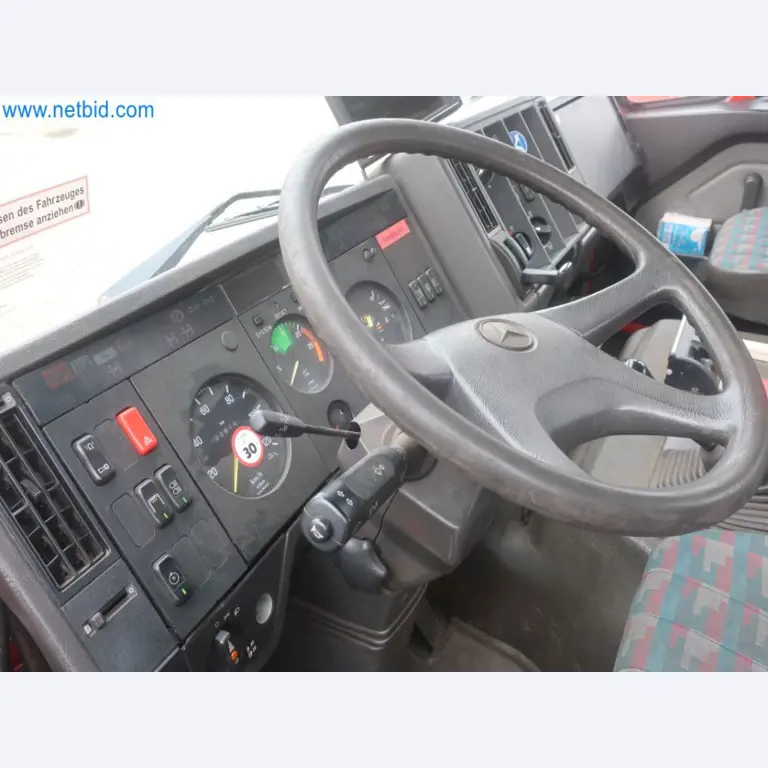 Zakłady produkcji i magazynowania mineralnych produktów olejowych, jak również surowców i produktów gotowych do produkcji smarów.-13