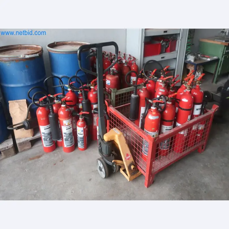 Plants for the production and storage of mineral oil products as well as input and finished products for the production of lubricants-1