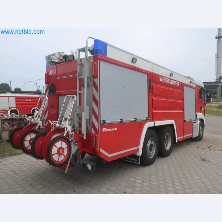 Zakłady produkcji i magazynowania mineralnych produktów olejowych, jak również surowców i produktów gotowych do produkcji smarów.-11