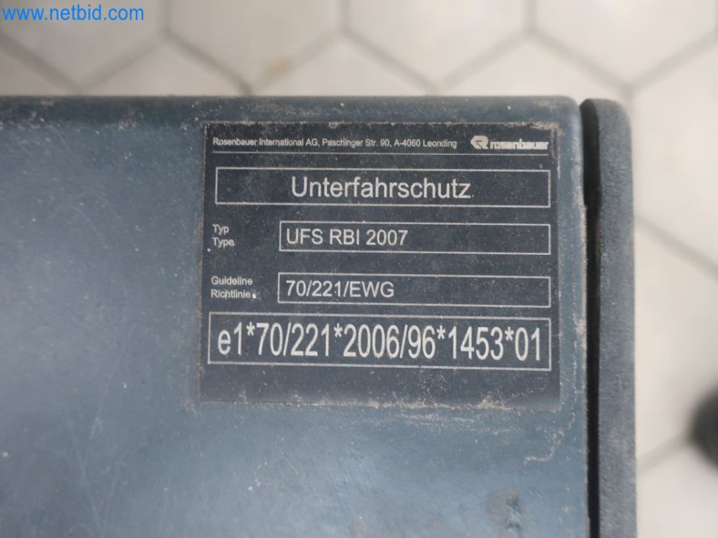 Plants for the production and storage of mineral oil products as well as input and finished products for the production of lubricants-12