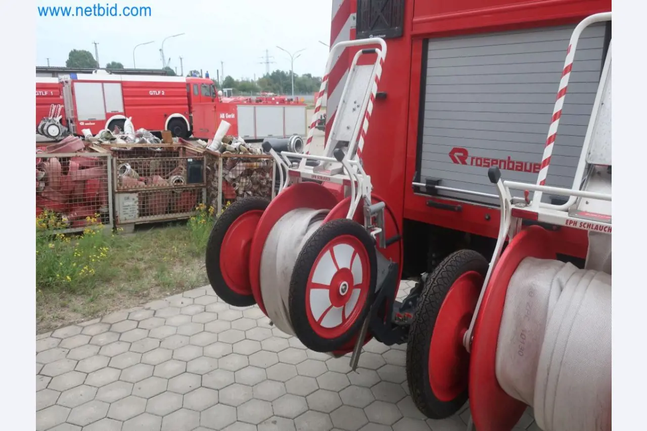 Zakłady produkcji i magazynowania mineralnych produktów olejowych, jak również surowców i produktów gotowych do produkcji smarów.-15