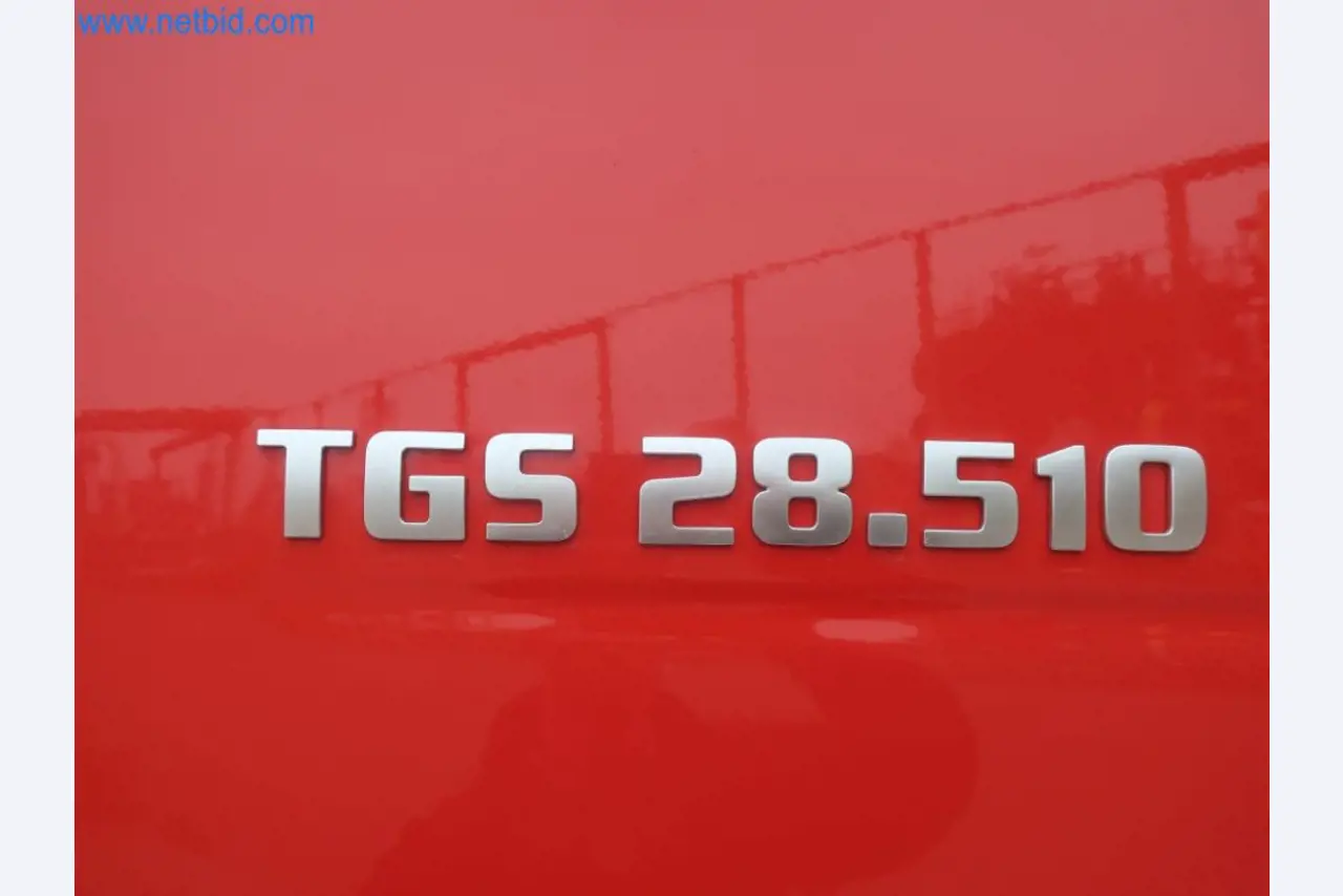 Zakłady produkcji i magazynowania mineralnych produktów olejowych, jak również surowców i produktów gotowych do produkcji smarów.-21