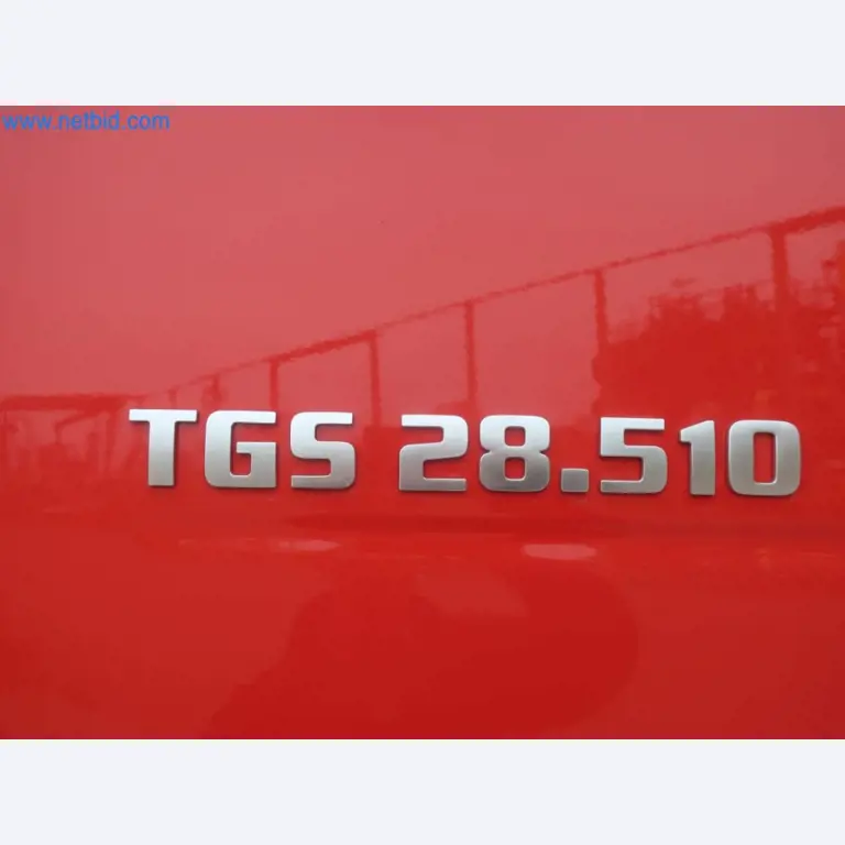 Zakłady produkcji i magazynowania mineralnych produktów olejowych, jak również surowców i produktów gotowych do produkcji smarów.-21