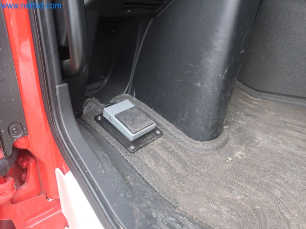 Plants for the production and storage of mineral oil products as well as input and finished products for the production of lubricants-39