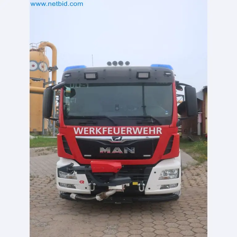 Zakłady produkcji i magazynowania mineralnych produktów olejowych, jak również surowców i produktów gotowych do produkcji smarów.-3