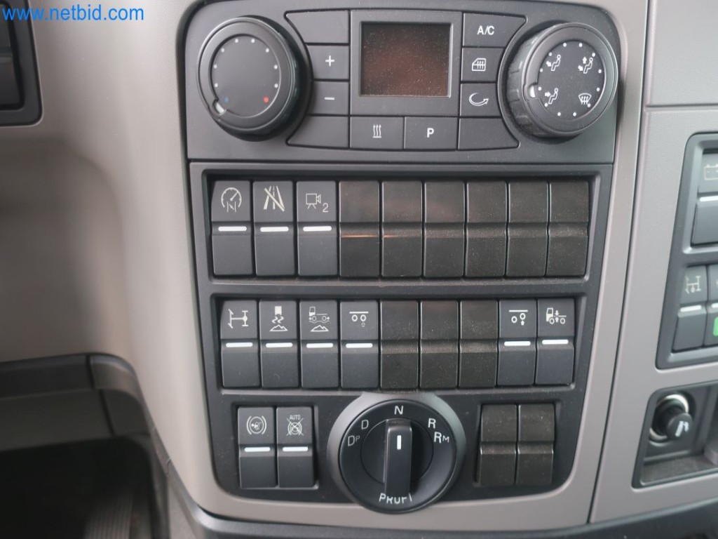 Plants for the production and storage of mineral oil products as well as input and finished products for the production of lubricants-46