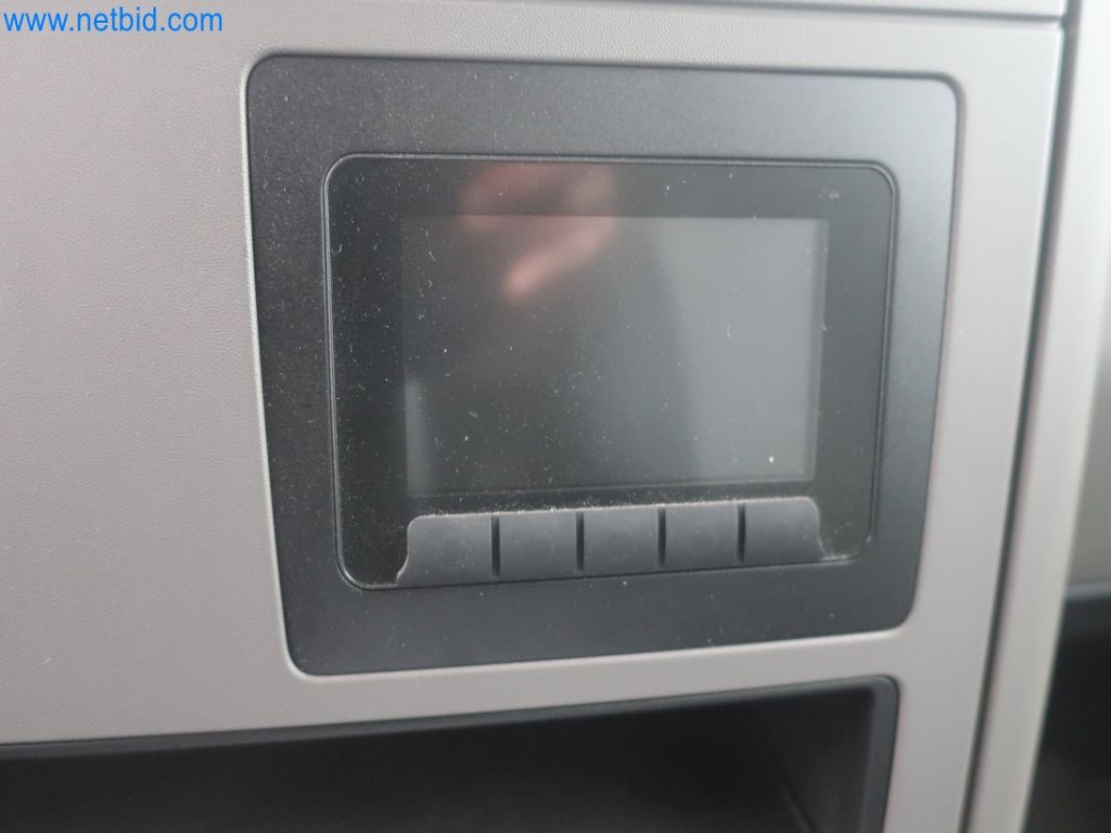 Plants for the production and storage of mineral oil products as well as input and finished products for the production of lubricants-49