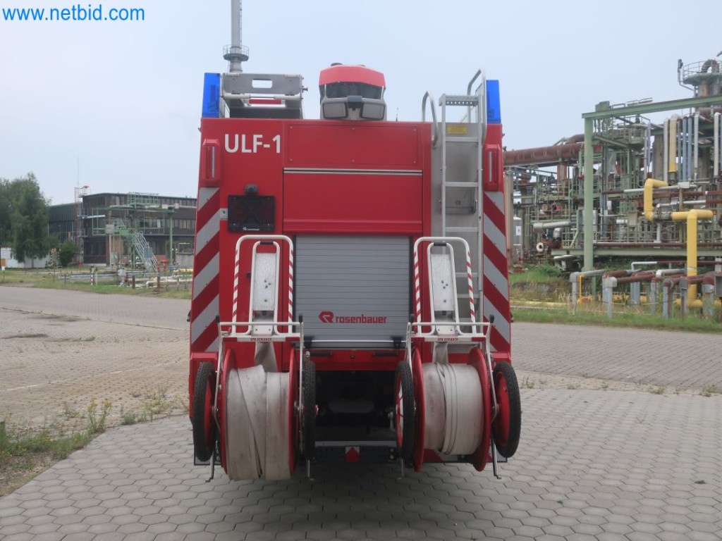 Plants for the production and storage of mineral oil products as well as input and finished products for the production of lubricants-8