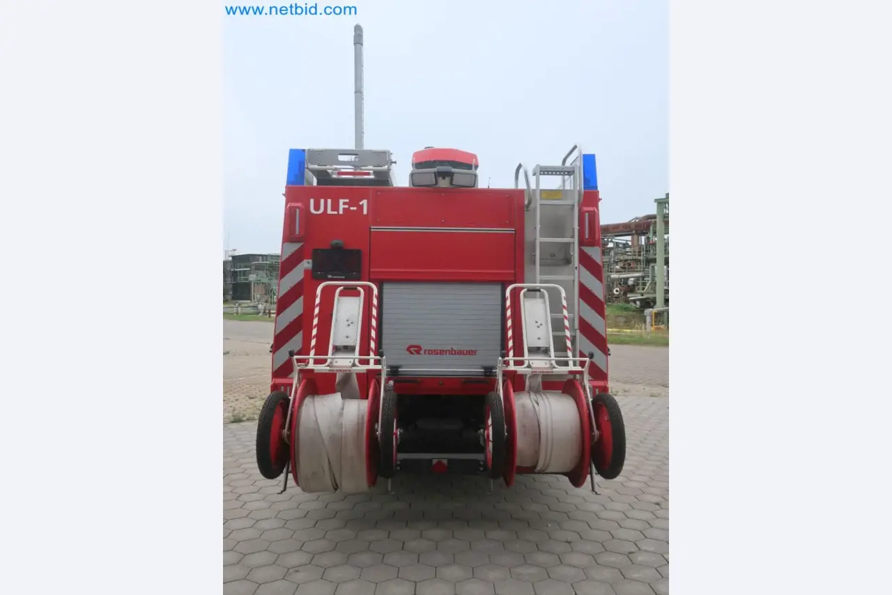 Zakłady produkcji i magazynowania mineralnych produktów olejowych, jak również surowców i produktów gotowych do produkcji smarów.-9