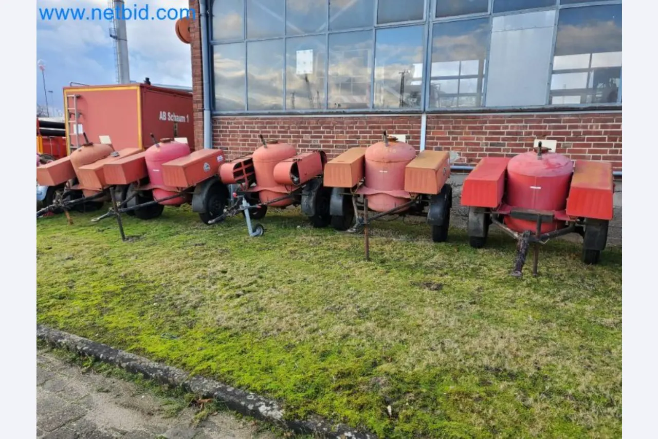 Zakłady produkcji i magazynowania mineralnych produktów olejowych, jak również surowców i produktów gotowych do produkcji smarów.-7