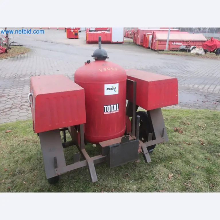 Installations pour la fabrication et le stockage de produits pétroliers ainsi que de produits d'alimentation et de produits finis pour la fabrication de lubrifiants-2