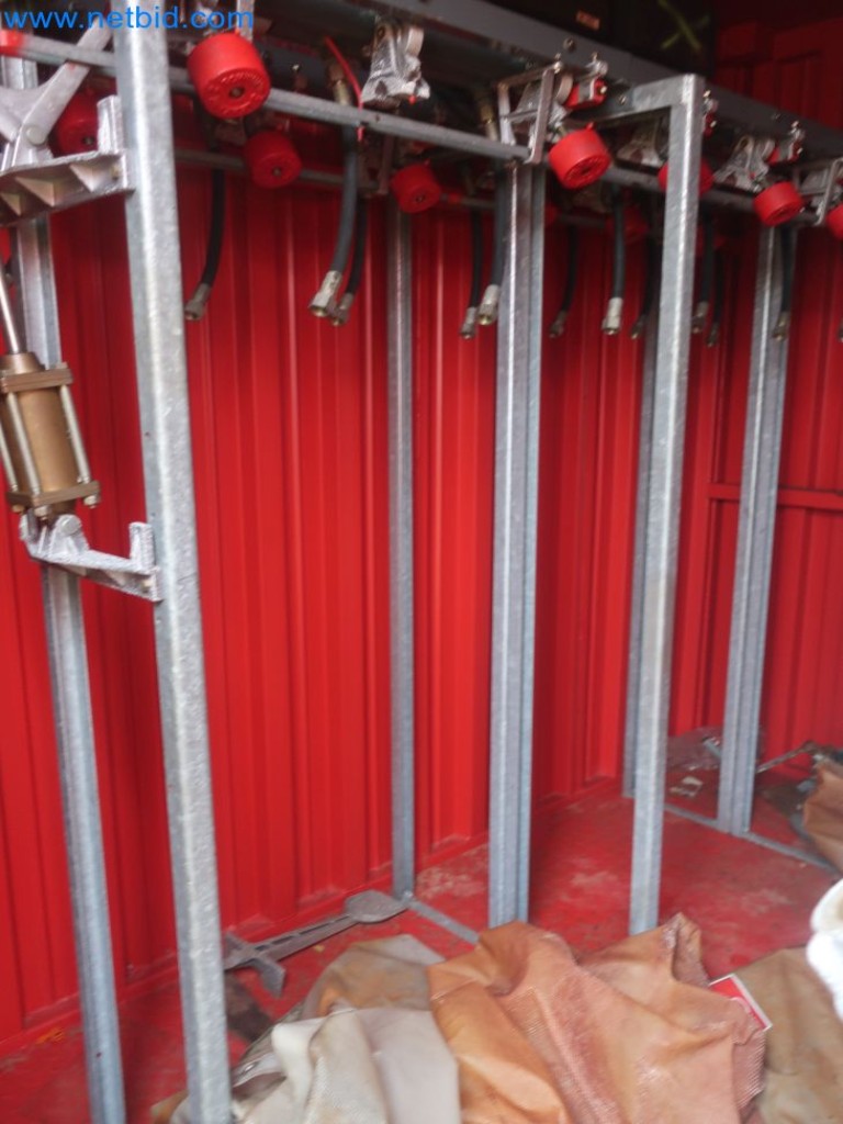 Magazinbestände, Rohöl-/Gas-Öl-/Einsatzpumpen sowie Betriebsausstattung einer Raffinerie-2