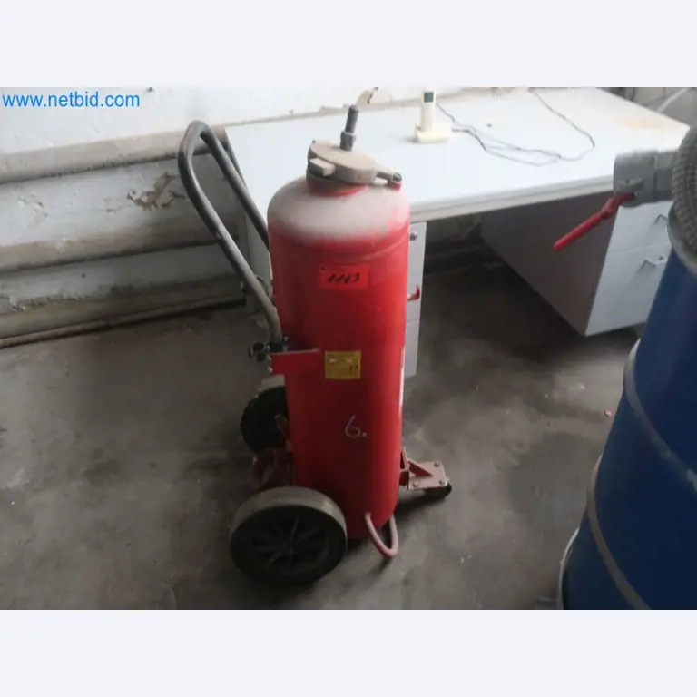 Závody na výrobu a skladování produktů z minerálních olejů, jakož i vstupů a hotových výrobků pro výrobu maziv.-1