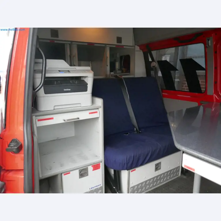 Zakłady produkcji i magazynowania mineralnych produktów olejowych, jak również surowców i produktów gotowych do produkcji smarów.-5