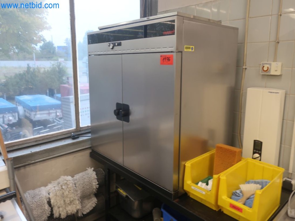 Plants for the production and storage of mineral oil products as well as input and finished products for the production of lubricants-1