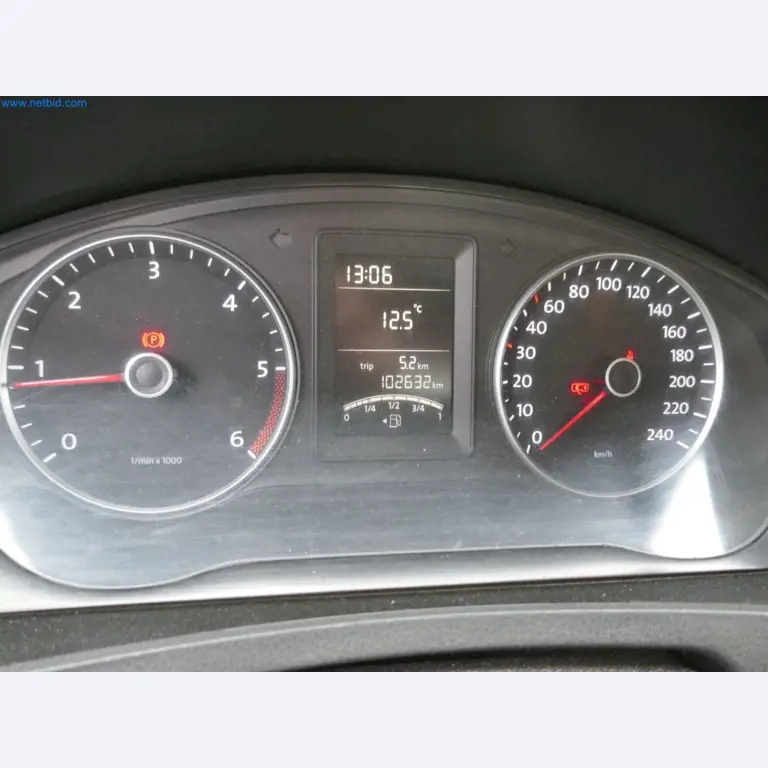 Zakłady produkcji i magazynowania mineralnych produktów olejowych, jak również surowców i produktów gotowych do produkcji smarów.-10