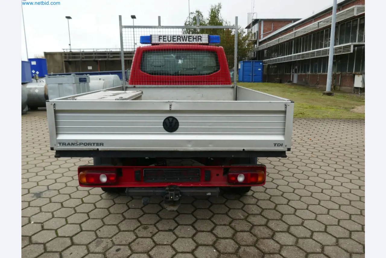 Zakłady produkcji i magazynowania mineralnych produktów olejowych, jak również surowców i produktów gotowych do produkcji smarów.-6