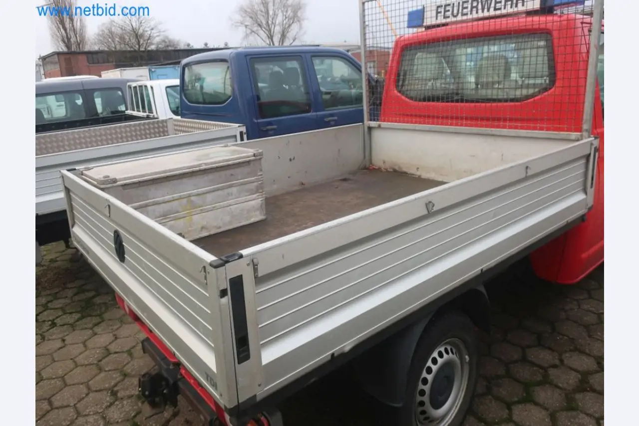 Zakłady produkcji i magazynowania mineralnych produktów olejowych, jak również surowców i produktów gotowych do produkcji smarów.-7