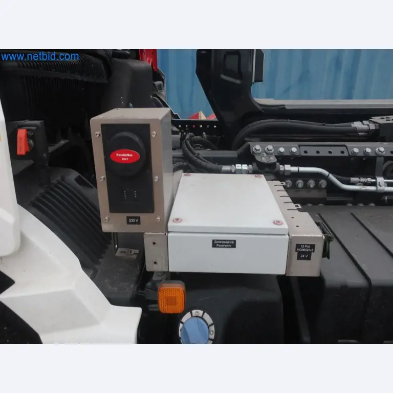 Zakłady produkcji i magazynowania mineralnych produktów olejowych, jak również surowców i produktów gotowych do produkcji smarów.-10