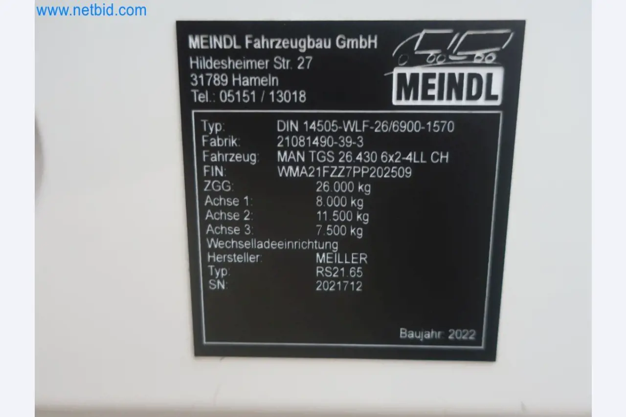 Zakłady produkcji i magazynowania mineralnych produktów olejowych, jak również surowców i produktów gotowych do produkcji smarów.-11