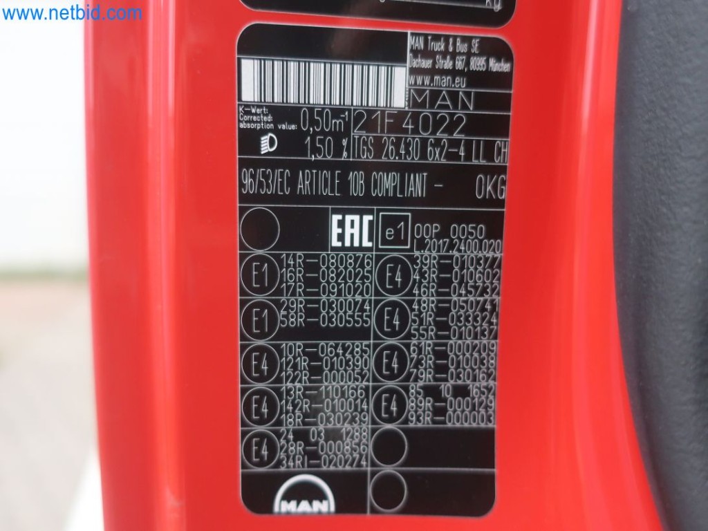 Plants for the production and storage of mineral oil products as well as input and finished products for the production of lubricants-27