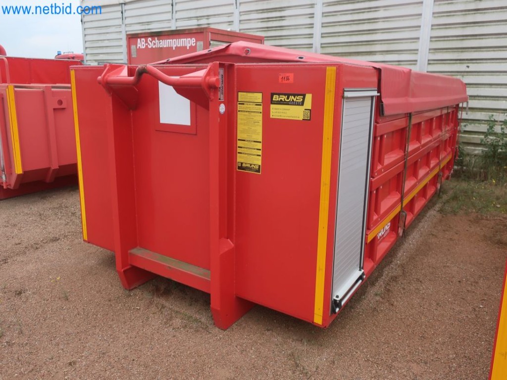 Plants for the production and storage of mineral oil products as well as input and finished products for the production of lubricants-1